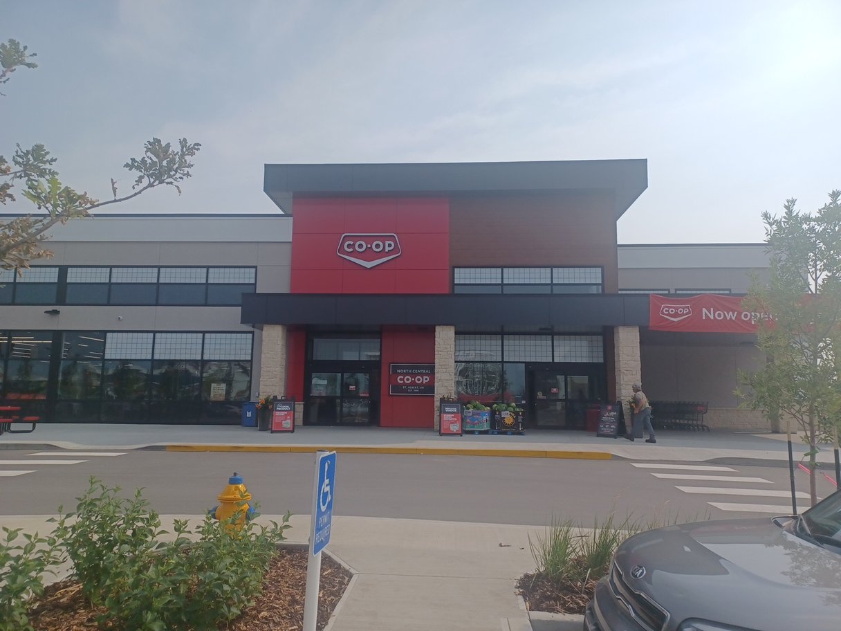 Virtual Store Tour CoOp Food Store, St. Albert