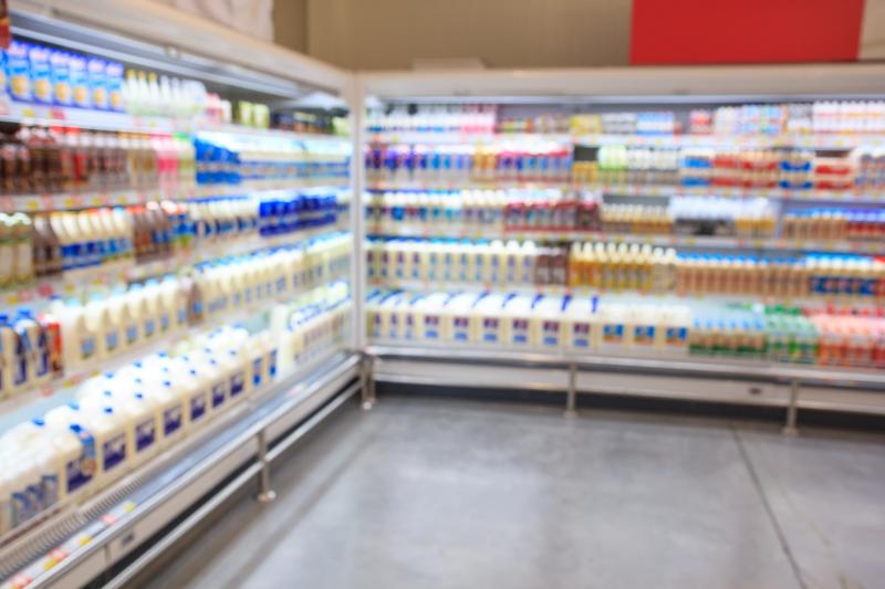 milk_section_grocery_shutterstock_noomcpk